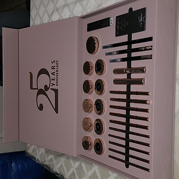 Anastasia Beverly Hills 25th Anniversary Rose Gold Pr Brow Kit - Picture 1 of 4